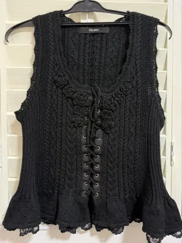 PINK HOUSE 블랙 케이블 니트 슬리브리스 베스트