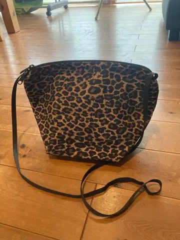 Herve Chapelier 레오파드 무늬 숄더백