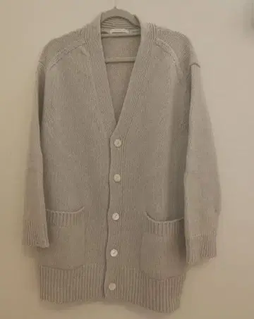 GALERIE VIE 울 가디건