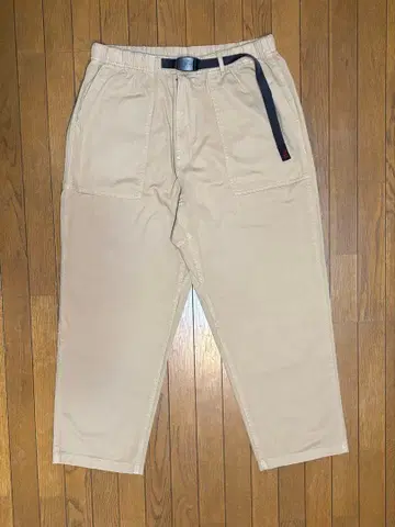 베이지 캐주얼 팬츠 허리 조절 가능