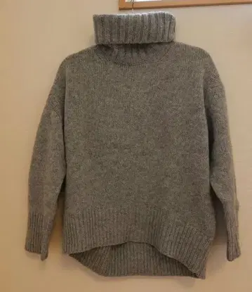 GALERIE VIE 하이넥 스웨터 그레이
