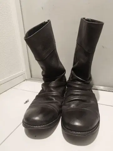 닐 애드미라리 nil admirari 27 드레이프 부츠 백 지퍼