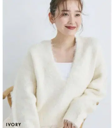 BASEMENT 베이스먼트 온라인 모헤어 스키퍼 니트탑 화이트