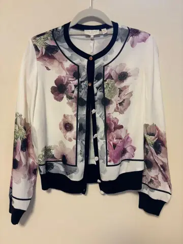 TED BAKER 플라워 프린트 가디건 미사용