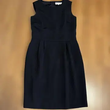 자유구 블랙 슬리브리스 원피스