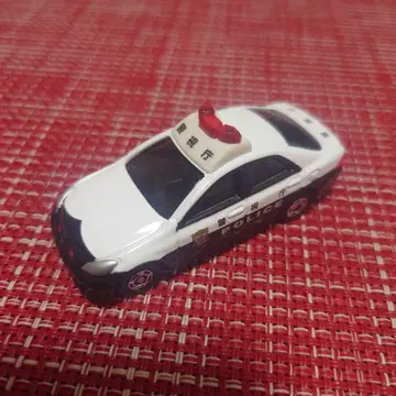 단종 새상품급 테코로지 토미카 도요타 크라운 패트롤카