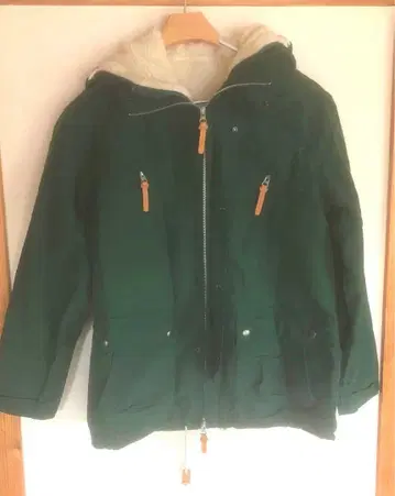 FREAKS STORE 보아 마운틴 파카 재킷