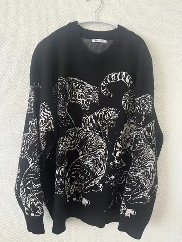 완판 [ ZARA ] 타이거 니트/블랙 XL