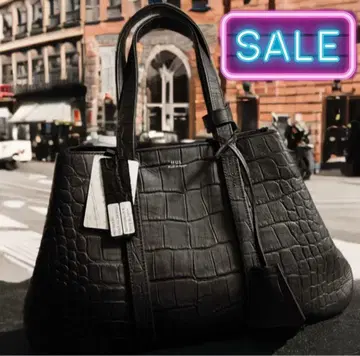 M.U.L. 소가죽 토트백