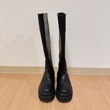 JEANASIS 지나시스 통굽 비거 롱 부츠 M 사이즈 블랙