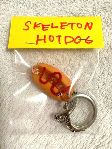 새상품 쪼꼬미 키링 스켈레톤 핫도그 레어