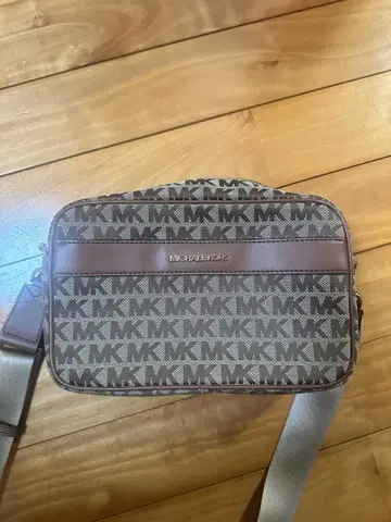 Michael Kors 모노그램 숄더백