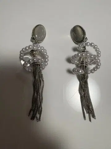 펄과 메탈 태슬 귀찌 브라이덜 촬영용 한 번 사용 새상품급