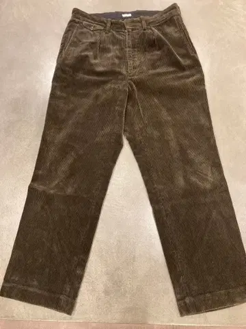 피그벨 코듀로이 팬츠 올리브