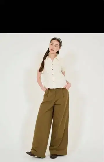 턱 루즈 와이드 치노 팬츠 TINA: JOJUN