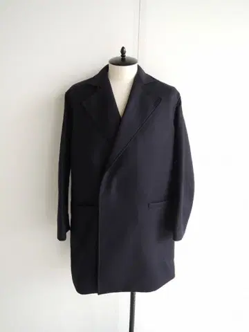 AURALEE LIGHT MELTON COAT