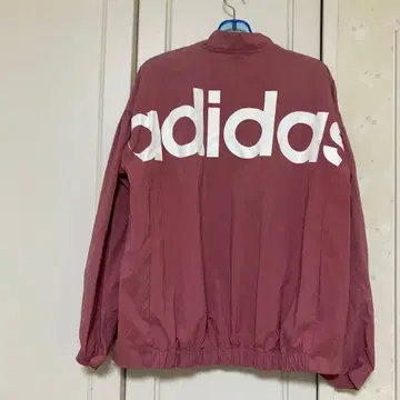adidas 여성용 자켓 바스락 M 사이즈 톤 다운된 핑크 계열