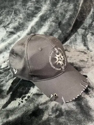 새상품급 계속 한밤중이면 좋을 텐데 메탈 링캡 차콜