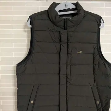 크로커다일 블랙 다운 베스트 M 사이즈