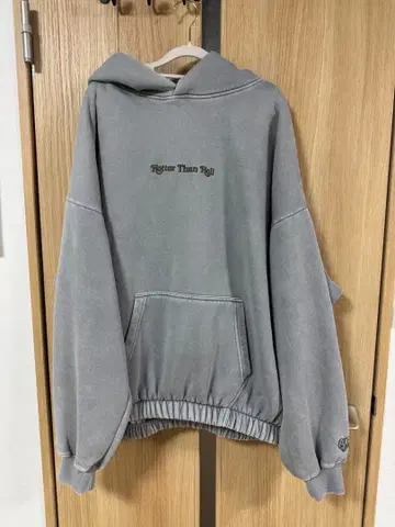 HTH 빈티지 라이크 하트 로고