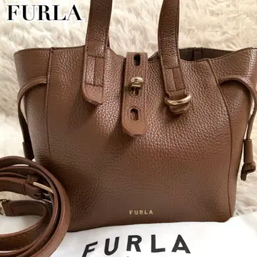 극미품 훌라 현행 NET 숄더백 2way 로고 가죽 더스트백 포함