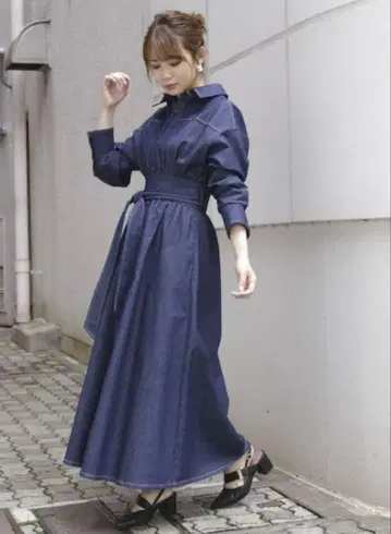 다크 데님 롱 셔츠 원피스