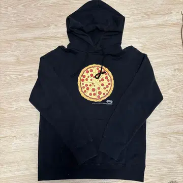 XLARGE 피자 모티브 후드티 블랙 TURTLES 콜라보