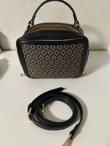 MONOGRAM MINI HANDLE 백