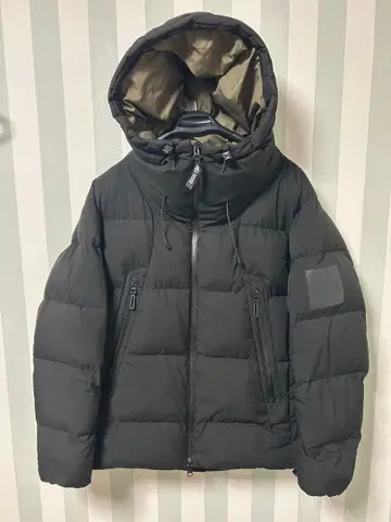 CAMP7 (캠핑세븐) 다운 자켓