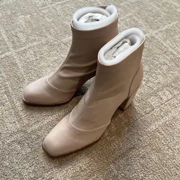 searoomlynn Fit 숏부츠 아이보리 M