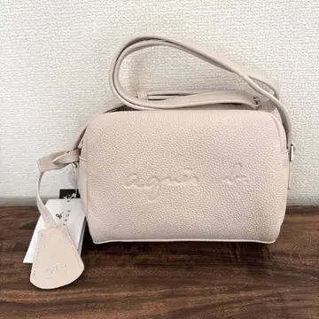 [ 당일 발송 ] 에네스베 agnes.b 엠보 로고 숄더백 화이트