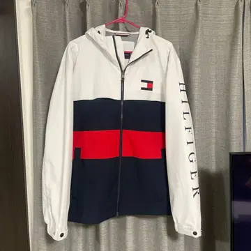 Tommy Hilfiger 후드 부착 나일론 자켓