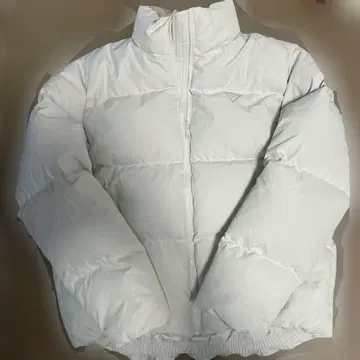 GUESS S (M 사이즈) 화이트 다운 자켓