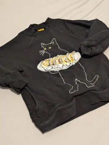 go slow caravan 고양이 교자 맨투맨