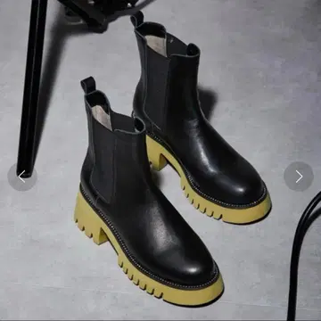 NICAL 천연 가죽 컬러 밑창 사이드 고어 통굽 부츠 L 사이즈