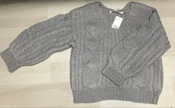 레이 캐신 파보리 V넥 케이블 풀오버