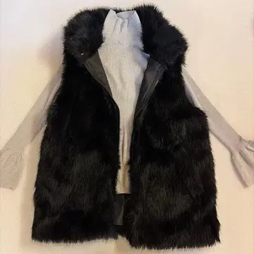 블랙 인조 모피 베스트 힙 길이