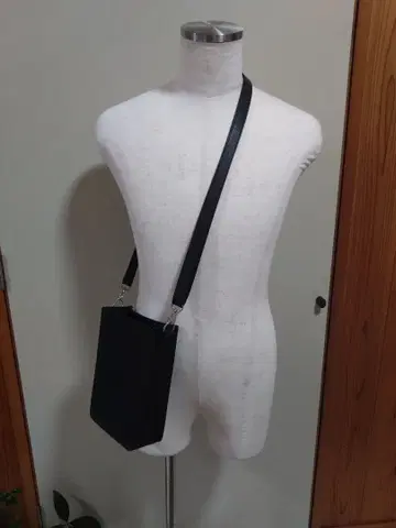 레트로 엔진 숄더 백