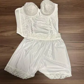 화이트 브라이덜 이너 E80