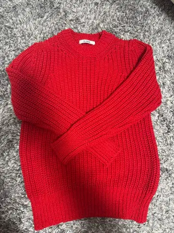 SLOANE 빨간색 니트 스웨터 긴팔