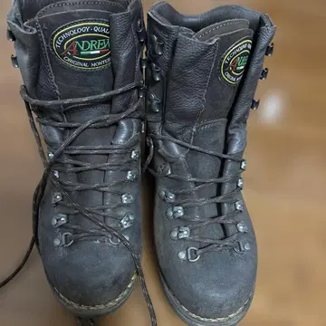 ANDREW 등산화 다크 브라운