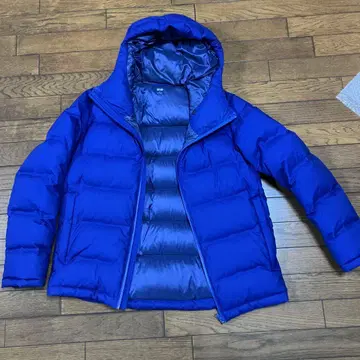 후드 부착 파랑 다운 자켓