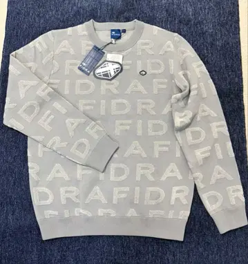 새상품, 미사용 FIDRA 자카드 로고 니트 XL 사이즈 그레이