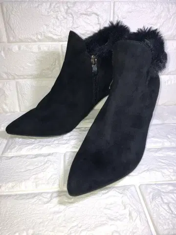 RANDA 블랙 퍼 부츠