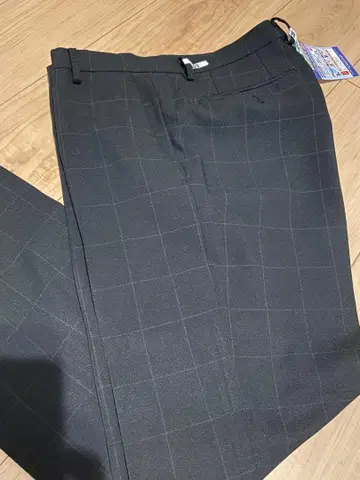 SUITS SQUARE 블랙 윈도페인 패턴 슬랙스