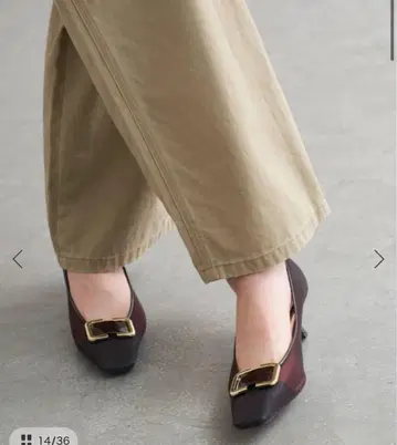 버클 장식 스틸레토 펌프스 22.5cm