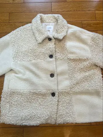 새상품급 LOWRYS FARM 패치워크 보아 블루종 아이보리