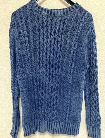 케이블 짜임 스웨터 인디고 블루