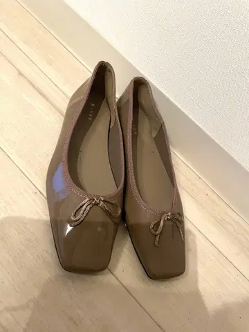 [ 몇 시간 착용 ] RANDA 펌프스