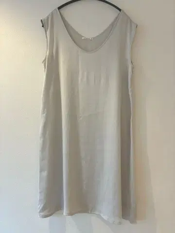 미나 페르호넨 이너 드레스